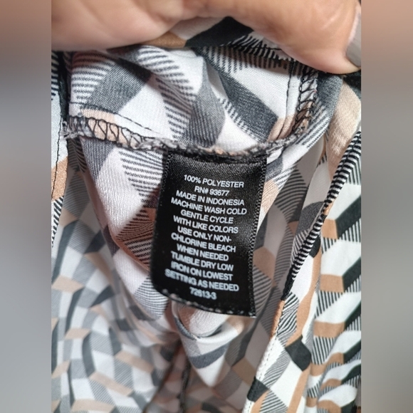 Worthington Black and Gray 3/4 Sleeve Ruched Blouse - Picture 3 of 9